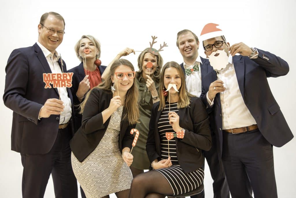 Fijne feestdagen en een gelukkig 2018 gewenst door het team van DUX Real Estate Makelaars. Onze kerstgroet leest u in deze nieuwe blog van Toin Saris.
