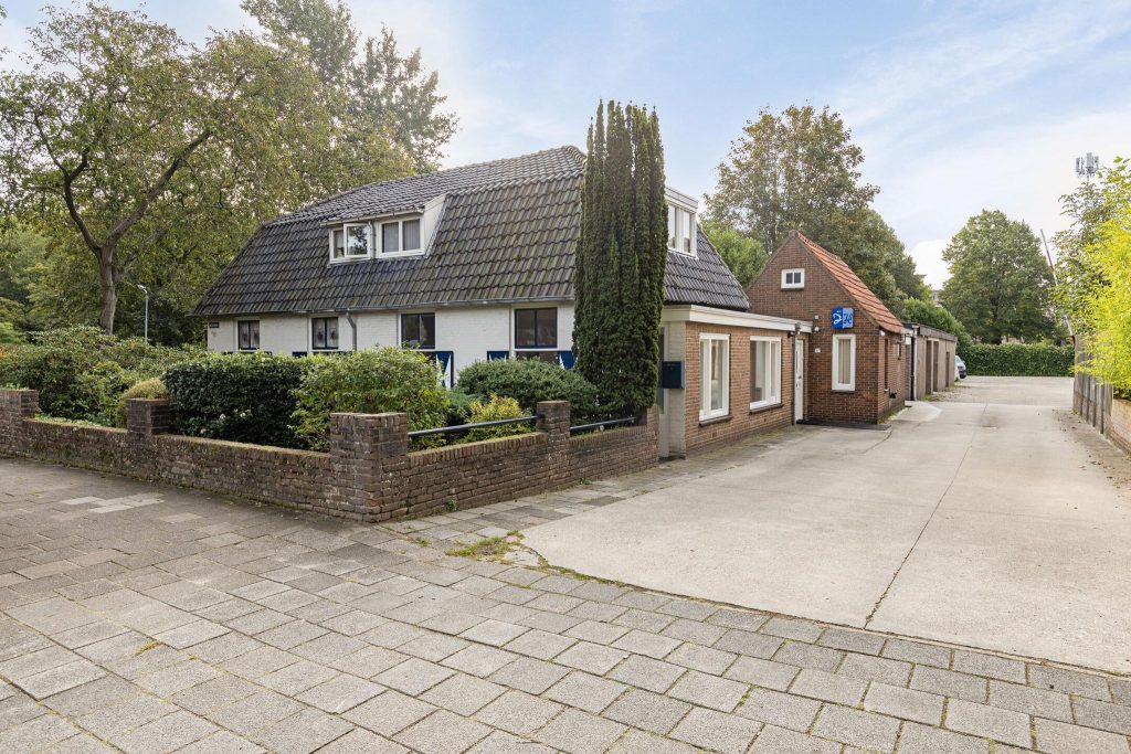 DUX Real Estate
